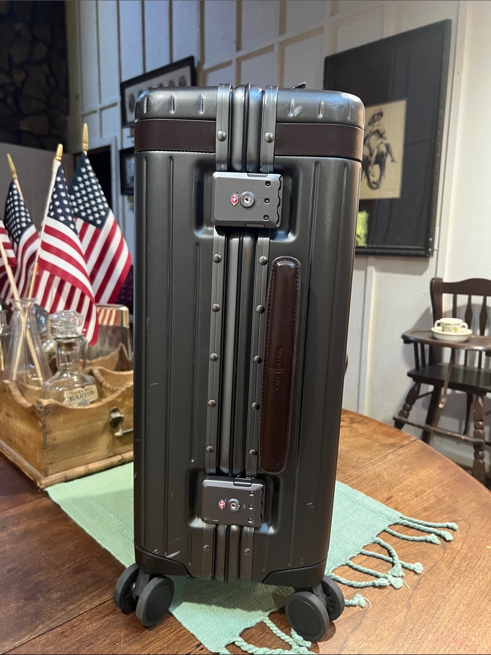 Carl Friedrik Carry-on X Luggage - Picture 4 of 15